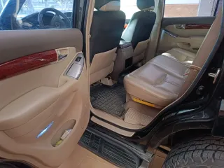 Toyota Land Cruiser 2004