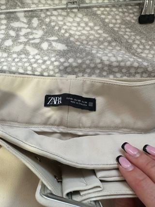 Pantalón Zara Pinza Beige Talla XS