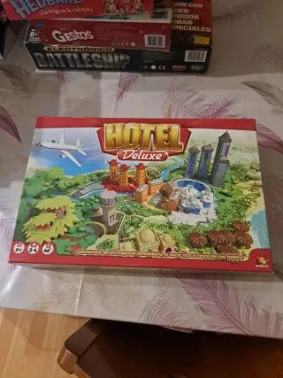 Juegos de mesa cada uno 10 euros