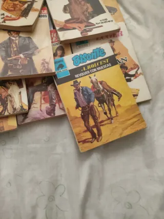 Novelas surtidas del oeste ! Choyo 15€