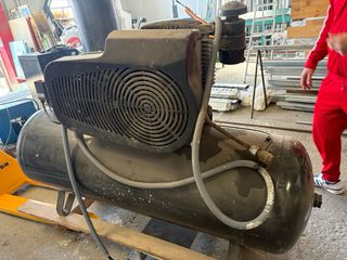 Compresor de aire 500L doble depósito