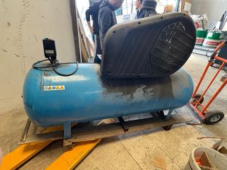 Compresor de aire 500L doble depósito