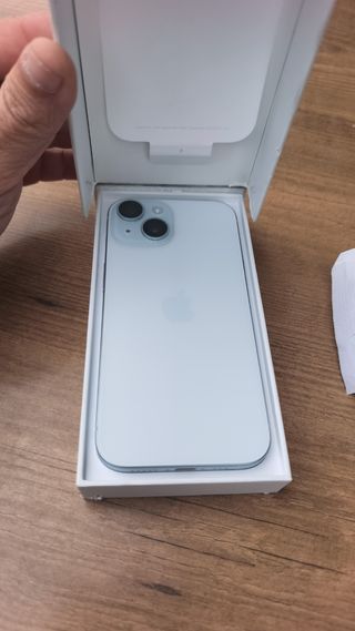 iPhone 15 Blanco Nuevo