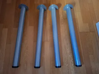 Vendo juego 4 patas regulables mesa de estudio