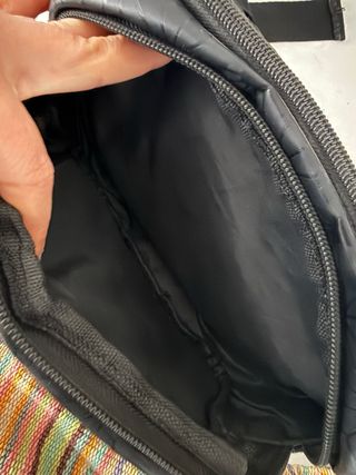 Borse a spalla nere e multicolor