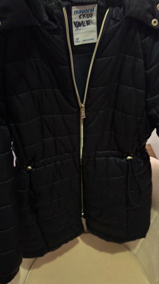 Abrigo Mayoral Negro talla 10 años