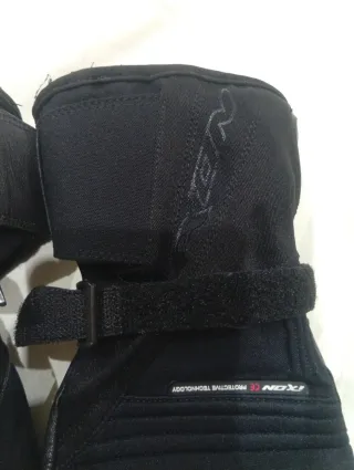 Guantes IXON Moto Hombre Negros.