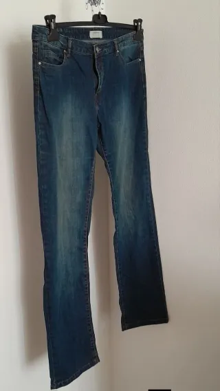 Jeans Stradivarius bootcut tg 44 cotone leggero
