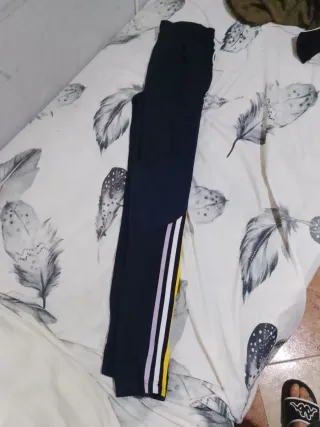 Chándal Adidas Negro y Amarillo  real Madrid