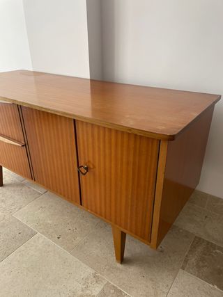 Aparador Mid Century Madera de Suiza