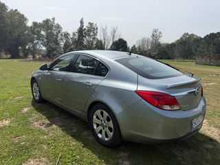 Opel Insignia 2011