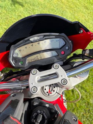 Ducati Monster 696