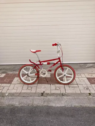 Bh California Bicicleta BMX Roja Star