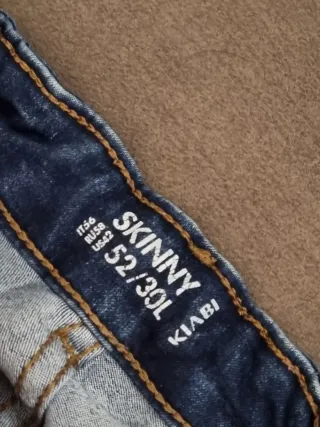 Pantalón tejano con goma