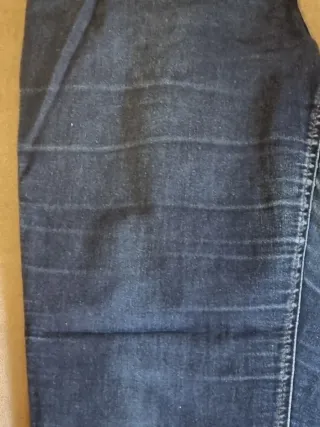 Pantalón tejano con goma