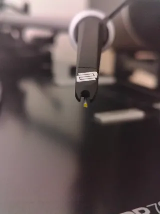 Cápsula y aguja Reloop Concorde Black + Estuche.