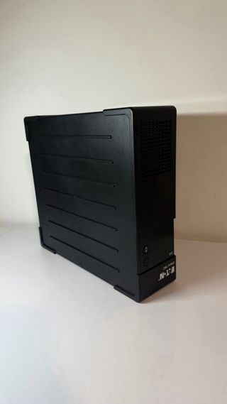 SAI Eaton Ellipse PRO 850 DIN LCD y AVR