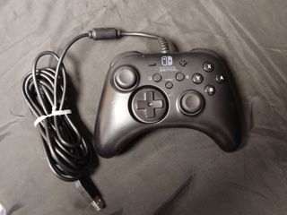 Mando HORI Nintendo Switch Negro sin usar