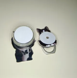 Porta cellulare al dito