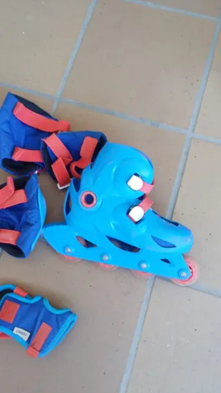 Patines en línea y protecciones infantiles