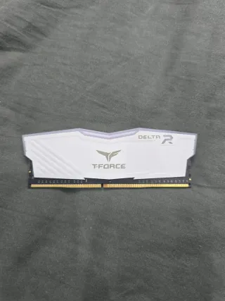 2x T-FORCE Delta DDR4 3200 8GB RAM