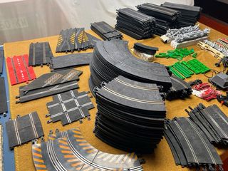 Pistas Scalextric, transformadores y mandos
