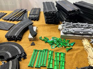 Pistas Scalextric, transformadores y mandos