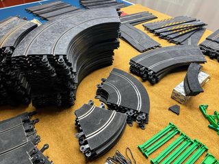 Pistas Scalextric, transformadores y mandos