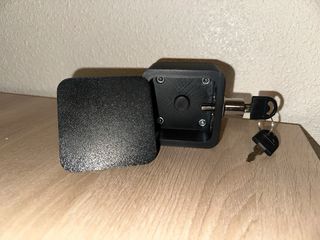 Soporte Antirrobo con Llave para carpuride