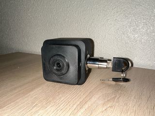 Soporte Antirrobo con Llave para carpuride