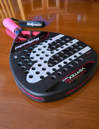 Bullpadel Vertex 04 Comfort (Di Nenno)