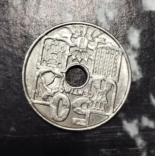 50 céntimos 1963. España con 2 errores.