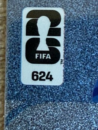 Emblema Copa Mundial 2026 Adrenalyn - Azul y Plata