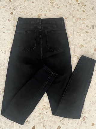 Pantalones vaqueros ASOS negros talla 36
