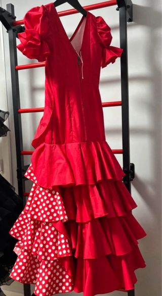 Vestido de flamenca rojo y blanco