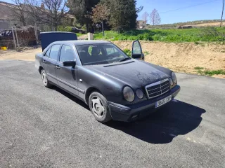 Mercedes-Benz Clase E 1996