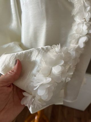 Camisa raso flores nueva