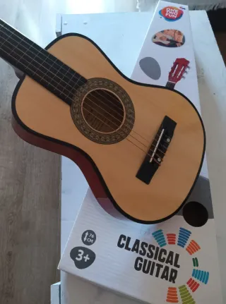 Guitarra Infantil AUCHAN