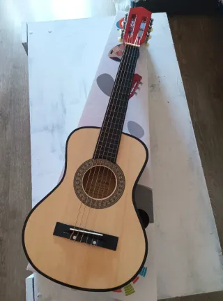Guitarra Infantil AUCHAN