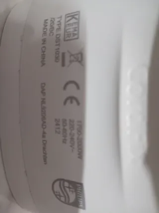 Plancha de vapor blanca y azul