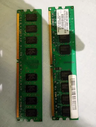 RAM y chip avram DDR2 Acer y Kingston 2GB