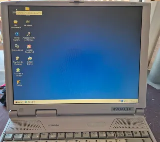 Portátil Toshiba 490XCDT de colección