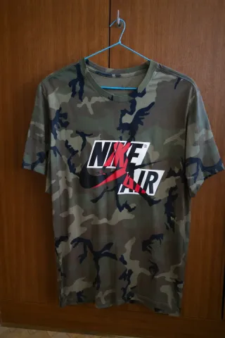 Camiseta Nike Camuflaje