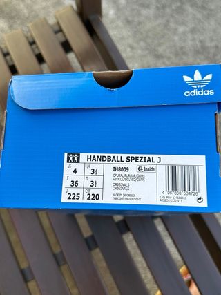 Adidas Spezial Moradas y Fucsia