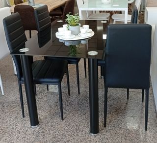 Comedor Cristal + 4 Sillas Negras*. ¡ECONÓMICA*!