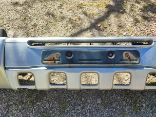 Paragolpes Delantero Mitsubishi Montero 2