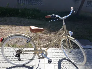 Bicicleta Clásica Vintage Color Crema