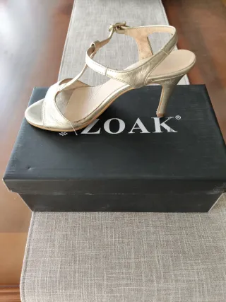 Sandalias de tacón piel doradas