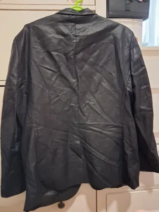 Americana Zara Talla XL Negra