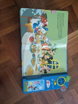 Libro "¡Arriba, arriba y más allá!" Mickey Mouse